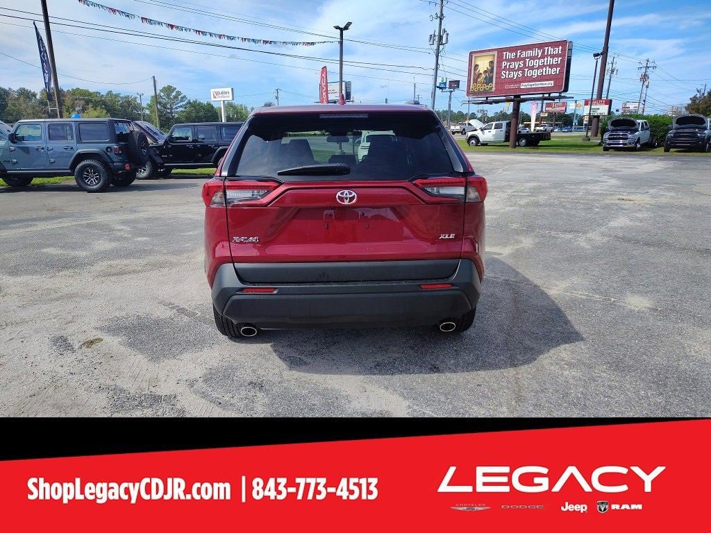 Used 2024 Toyota RAV4 XLE image 7