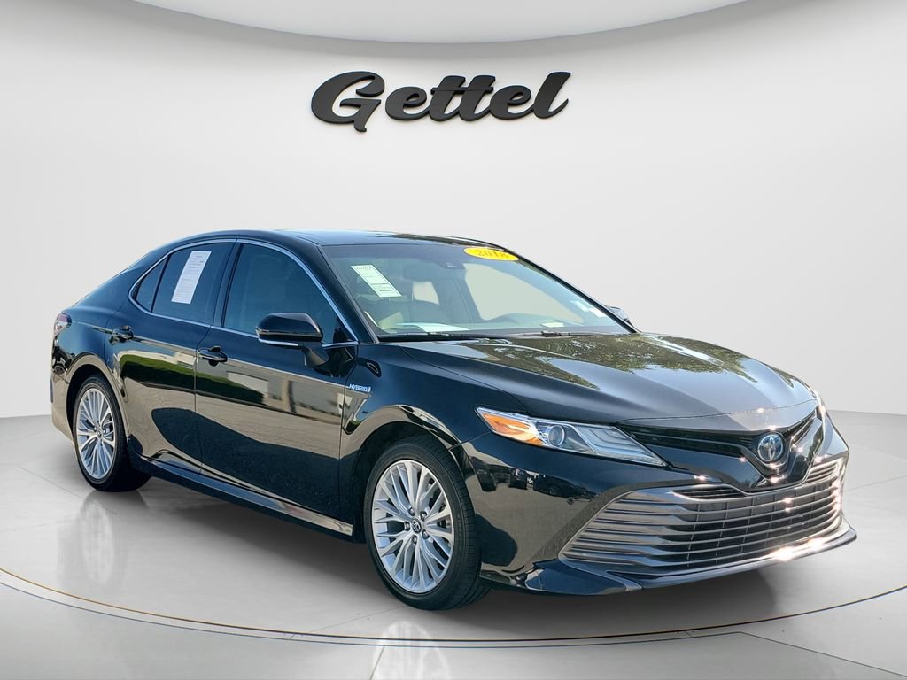 Used 2018 Toyota Camry XLE w/ Audio Package FWD image 4