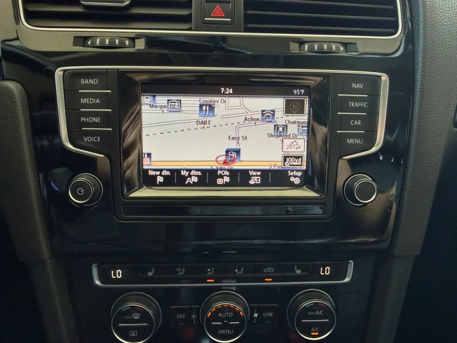 Used 2015 Volkswagen Golf TDI SEL FWD image 36