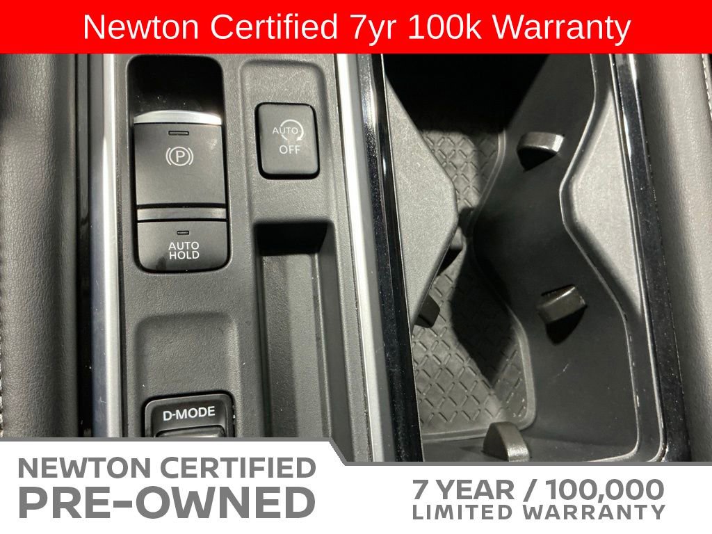 Used 2025 Nissan Pathfinder SL w/ Cargo Package FWD image 29