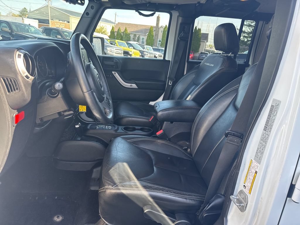 Used 2016 Jeep Wrangler Unlimited Rubicon AWD/4WD video 2