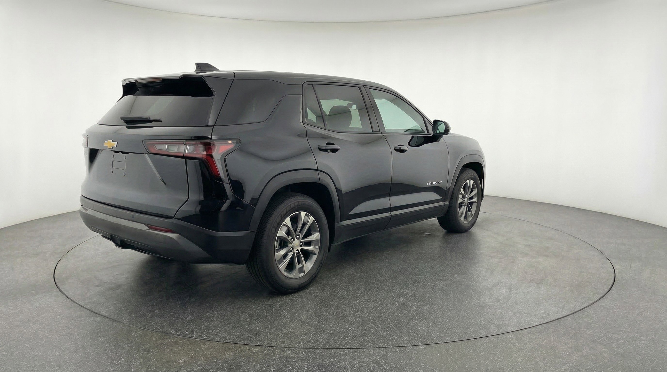 Used 2025 Chevrolet Equinox LT image 9