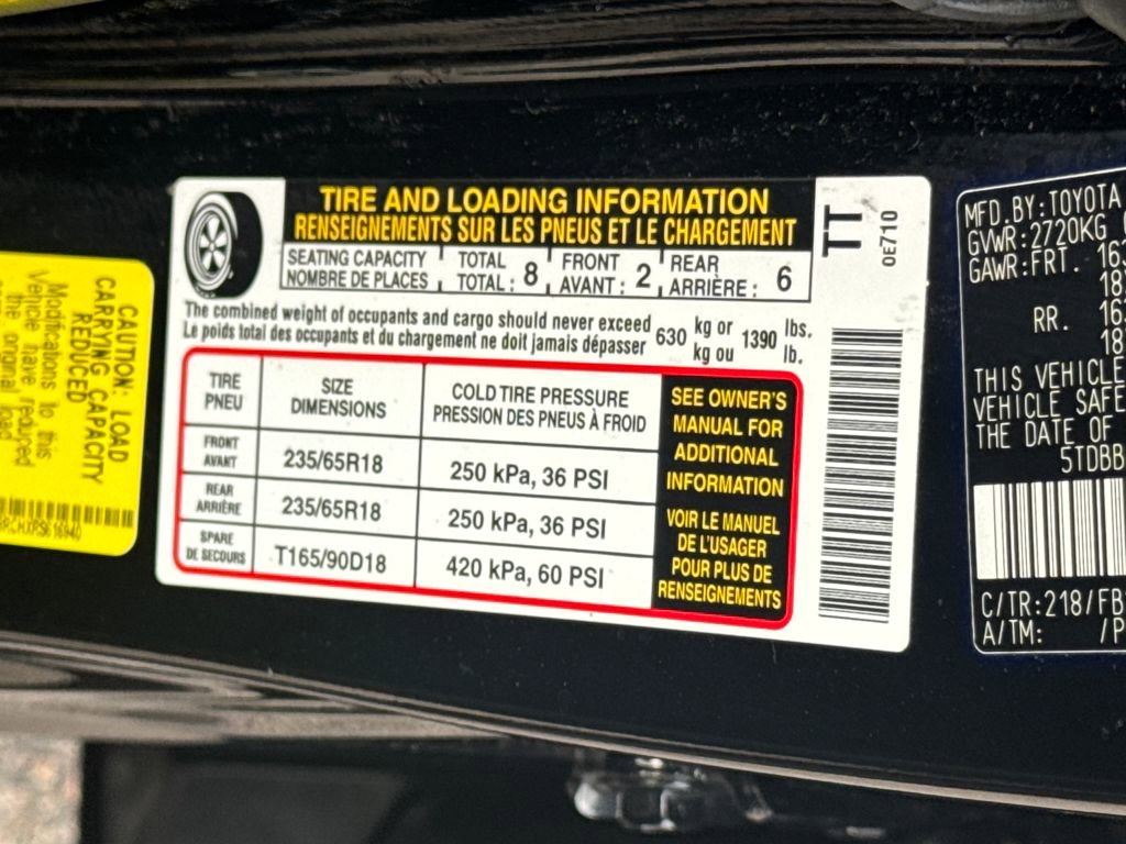 Used 2024 Toyota Highlander LE image 47