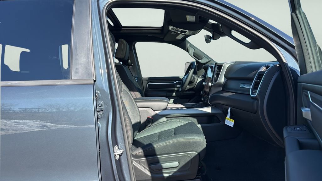 New 2026 RAM 1500 Big Horn AWD/4WD image 13
