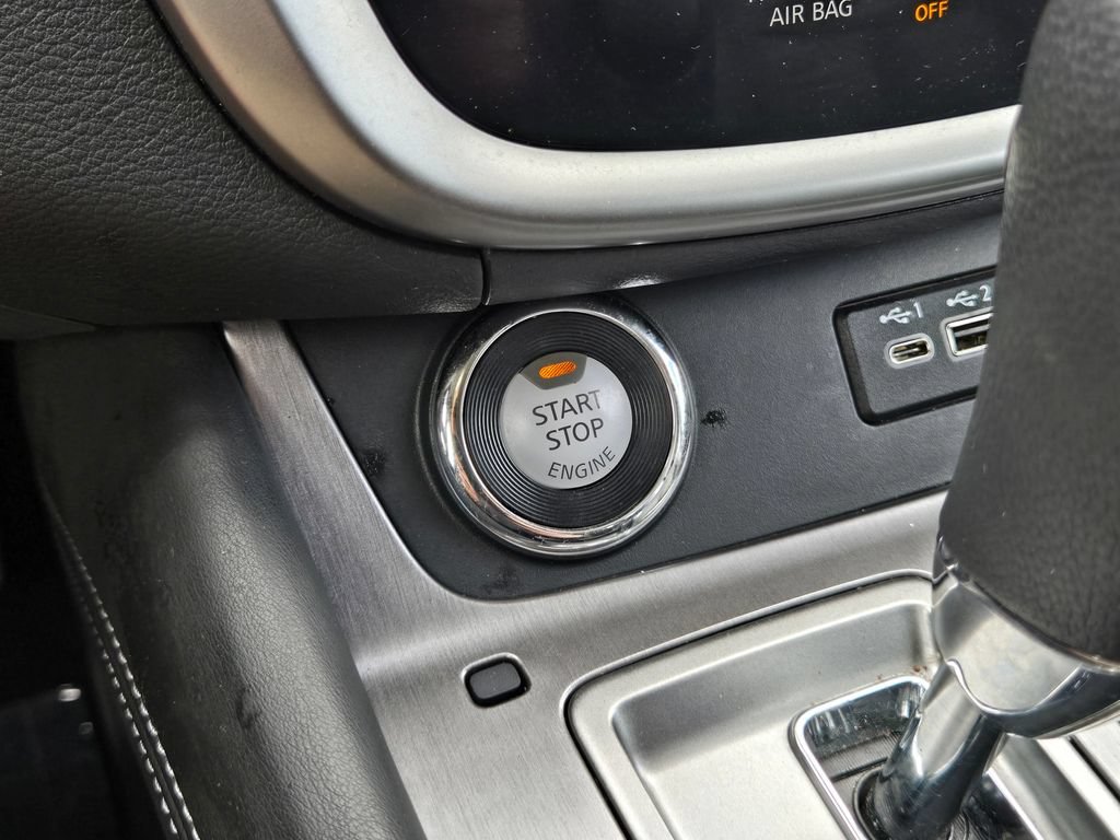 Used 2023 Nissan Murano SV w/ SV Midnight Edition Package AWD/4WD image 32
