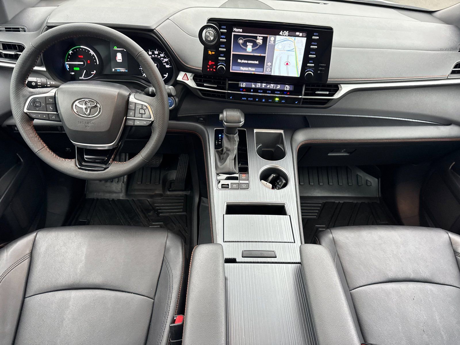 Used 2023 Toyota Sienna XSE image 12