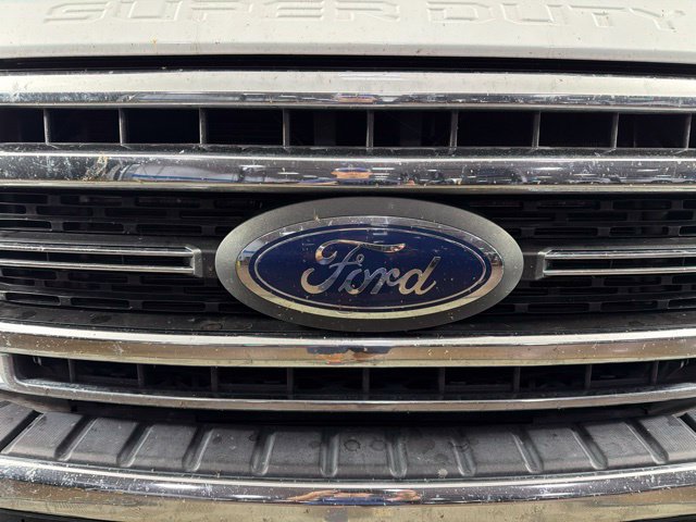Used 2022 Ford F250 Lariat w/ Lariat Value Package AWD/4WD image 5