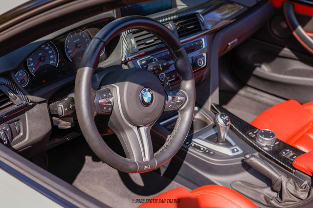 Used 2015 BMW M4 Convertible image 45