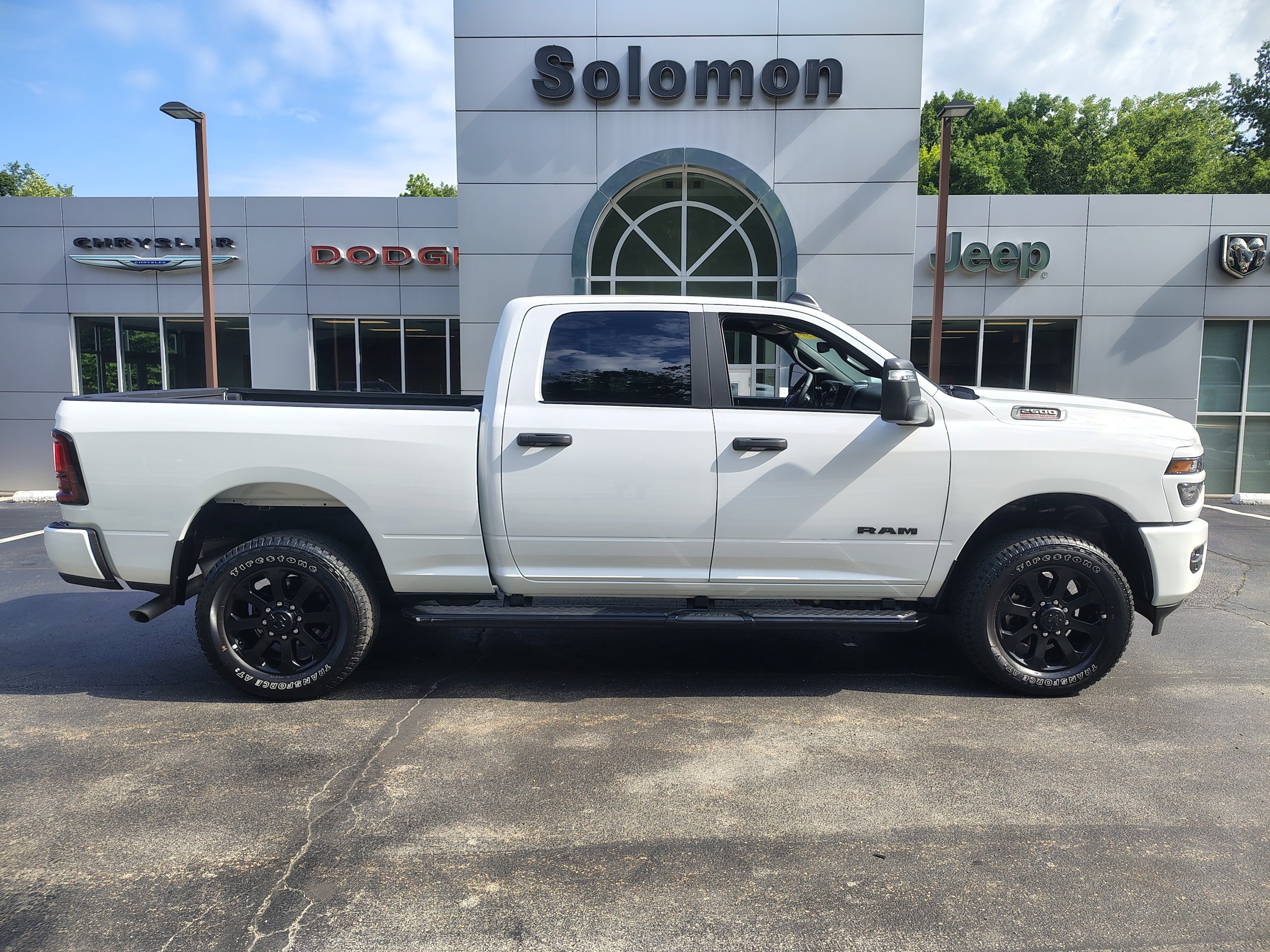 Certified 2025 RAM 2500 Big Horn AWD/4WD image 1