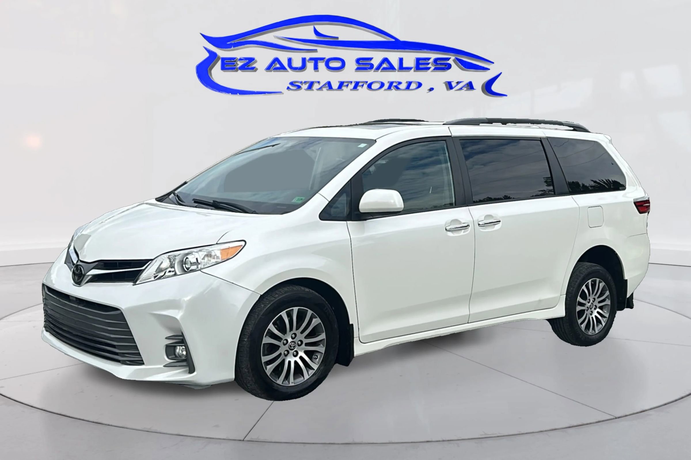 Used 2020 Toyota Sienna XLE image 9