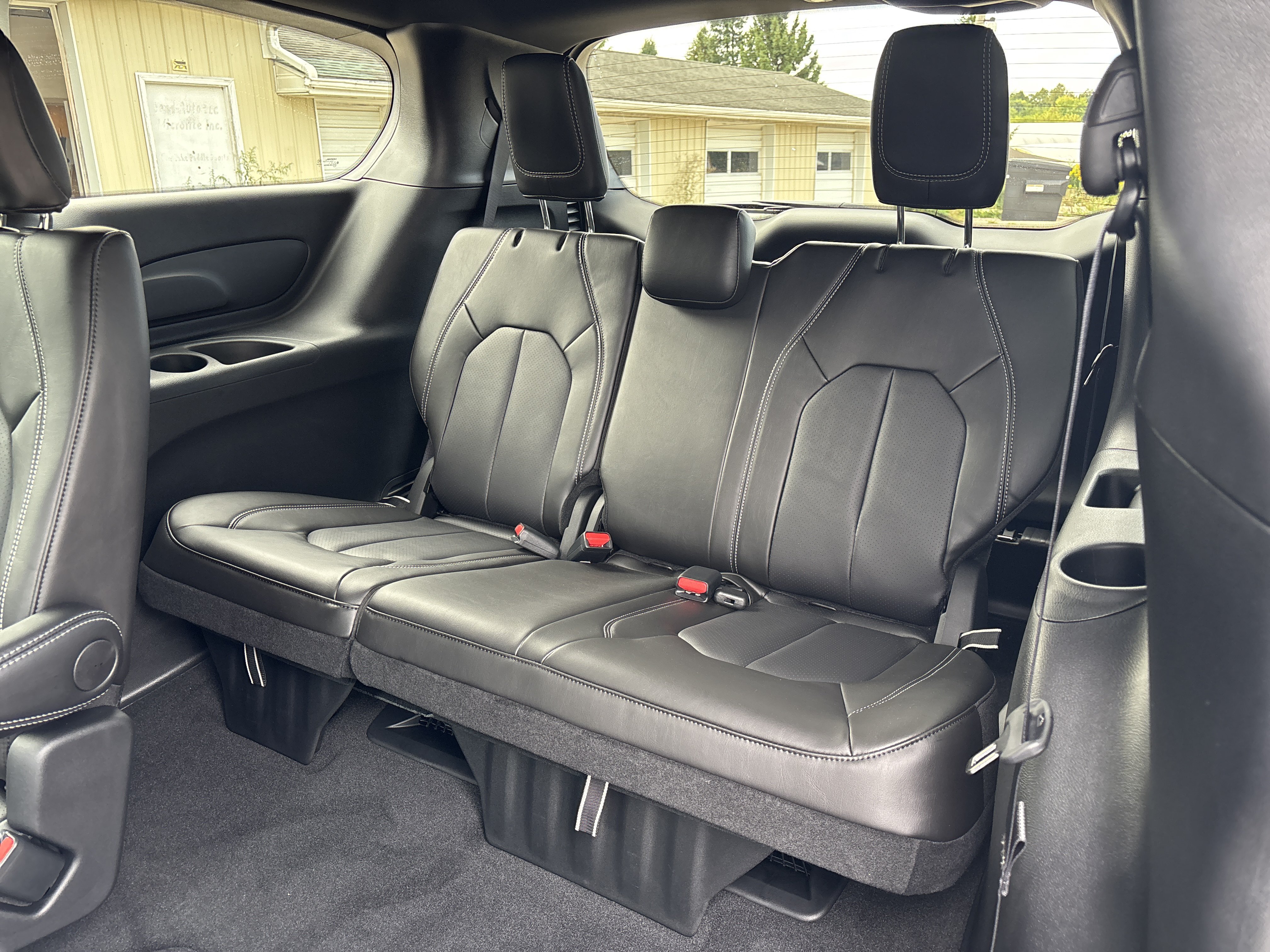 New 2027 Chrysler Pacifica LX FWD image 18
