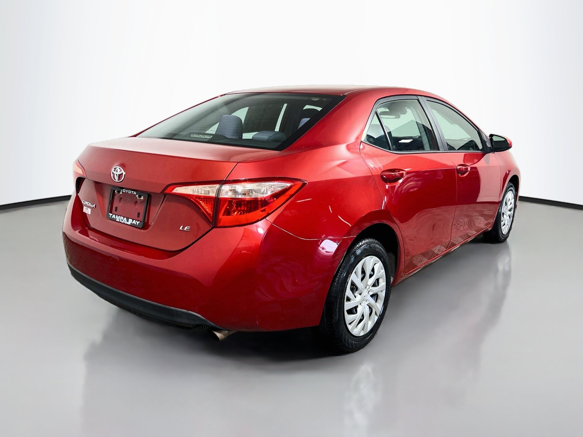 Used 2018 Toyota Corolla LE FWD image 4