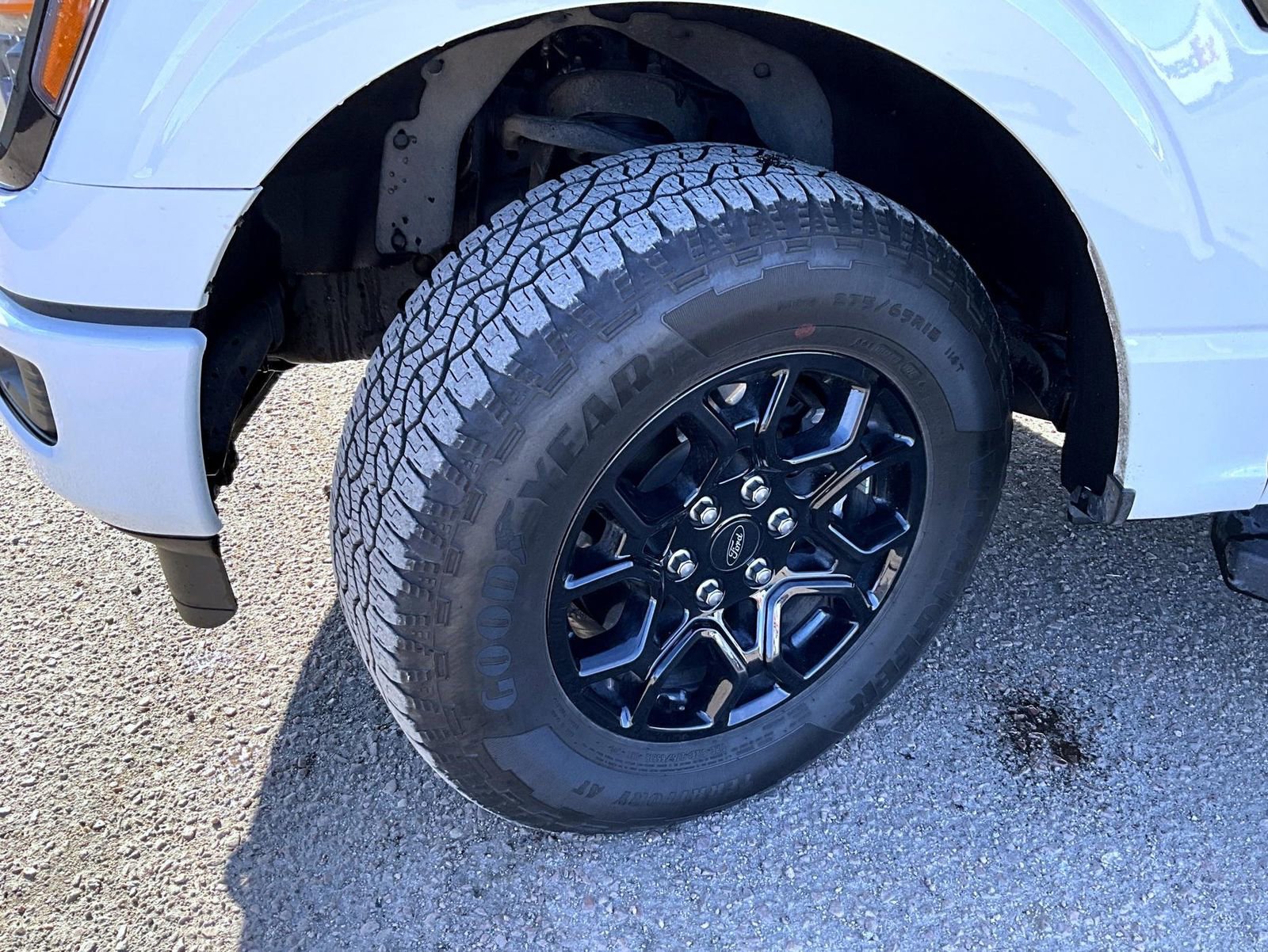 Used 2024 Ford F150 XLT w/ XLT Black Appearance Package image 23