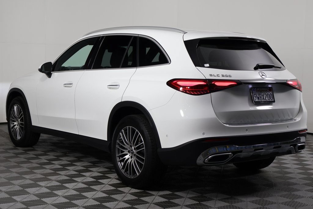 Certified 2026 Mercedes-Benz GLC 300 image 6