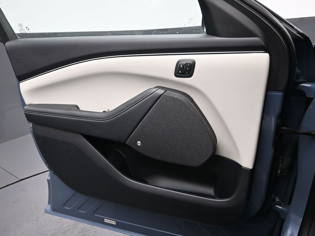 Used 2023 Ford Mustang Mach-E Premium image 16