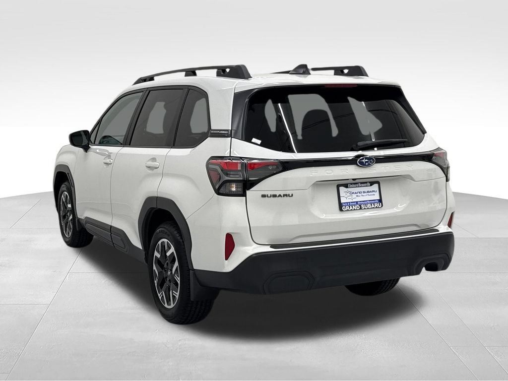 Used 2026 Subaru Forester Premium AWD/4WD image 4