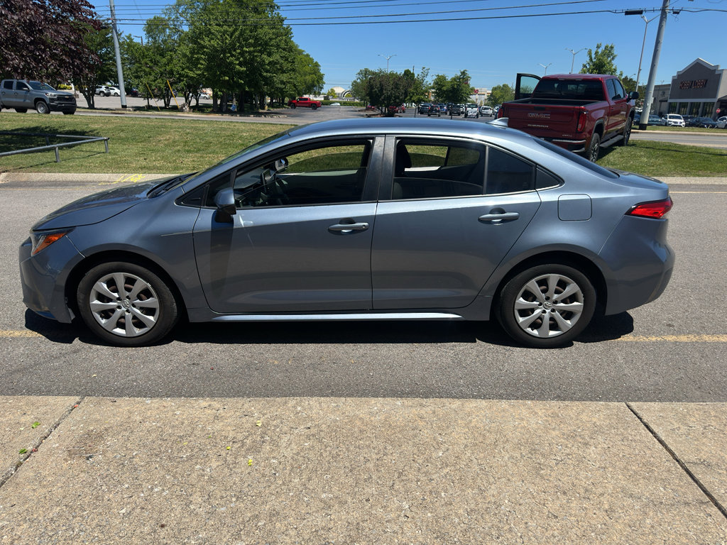 Used 2020 Toyota Corolla LE FWD image 8