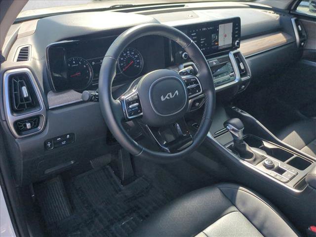 Used 2022 Kia Sorento EX image 10