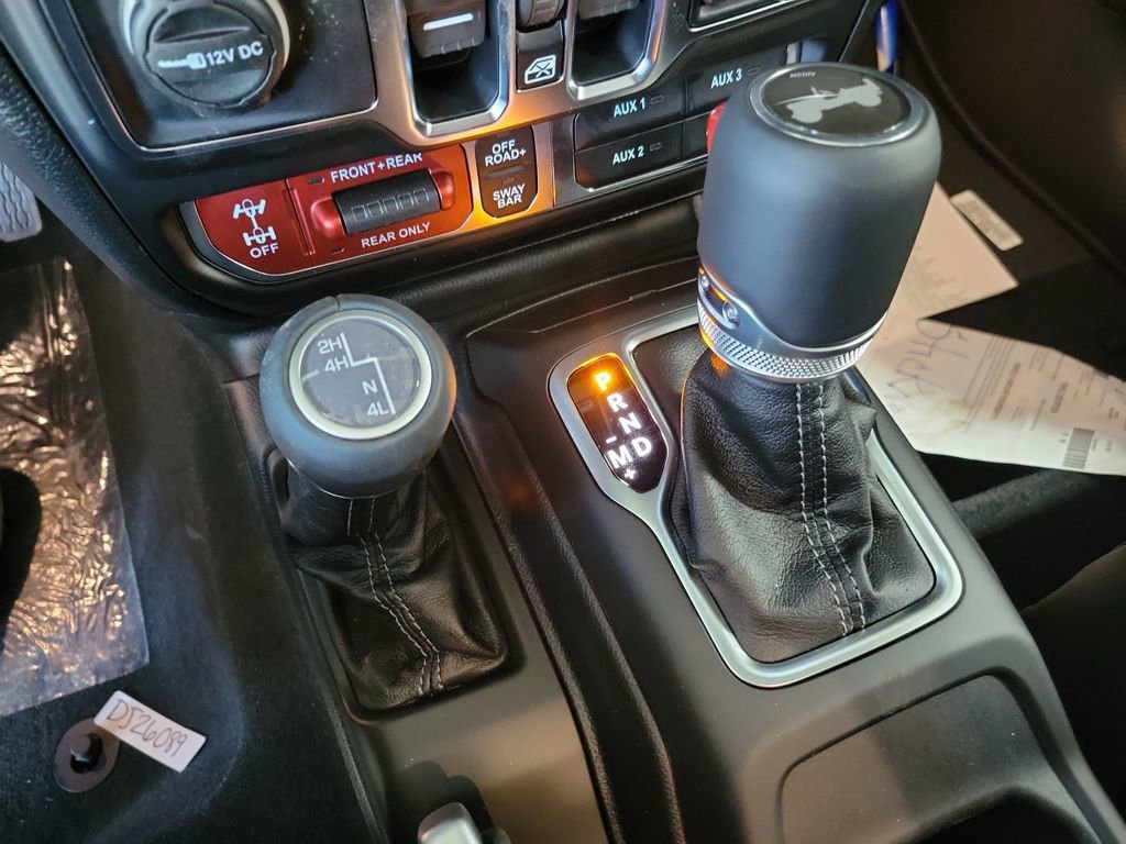 New 2026 Jeep Wrangler Unlimited Rubicon w/ Xtreme 35 Tire Package image 15