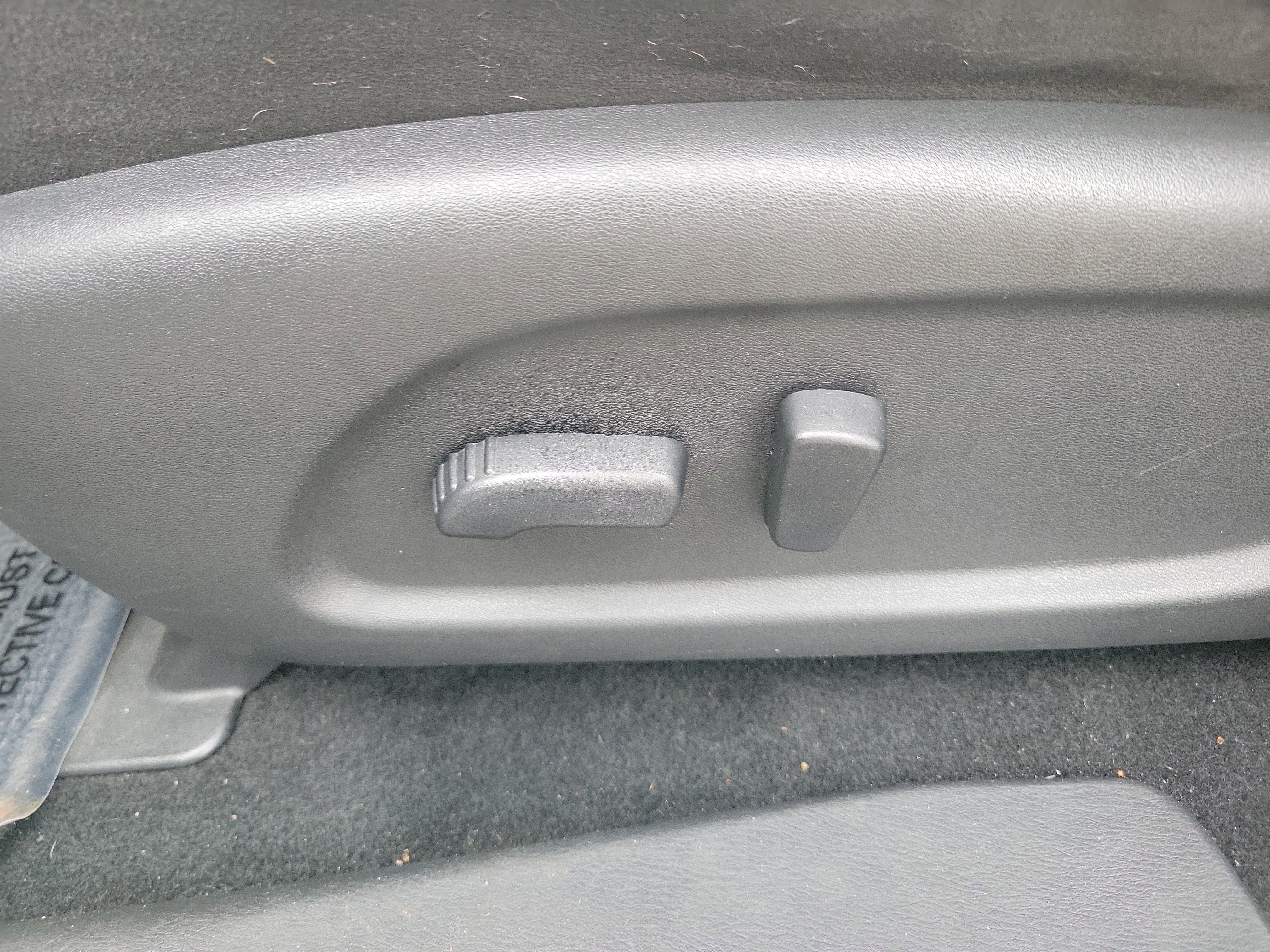 Used 2013 Nissan Pathfinder SV image 23