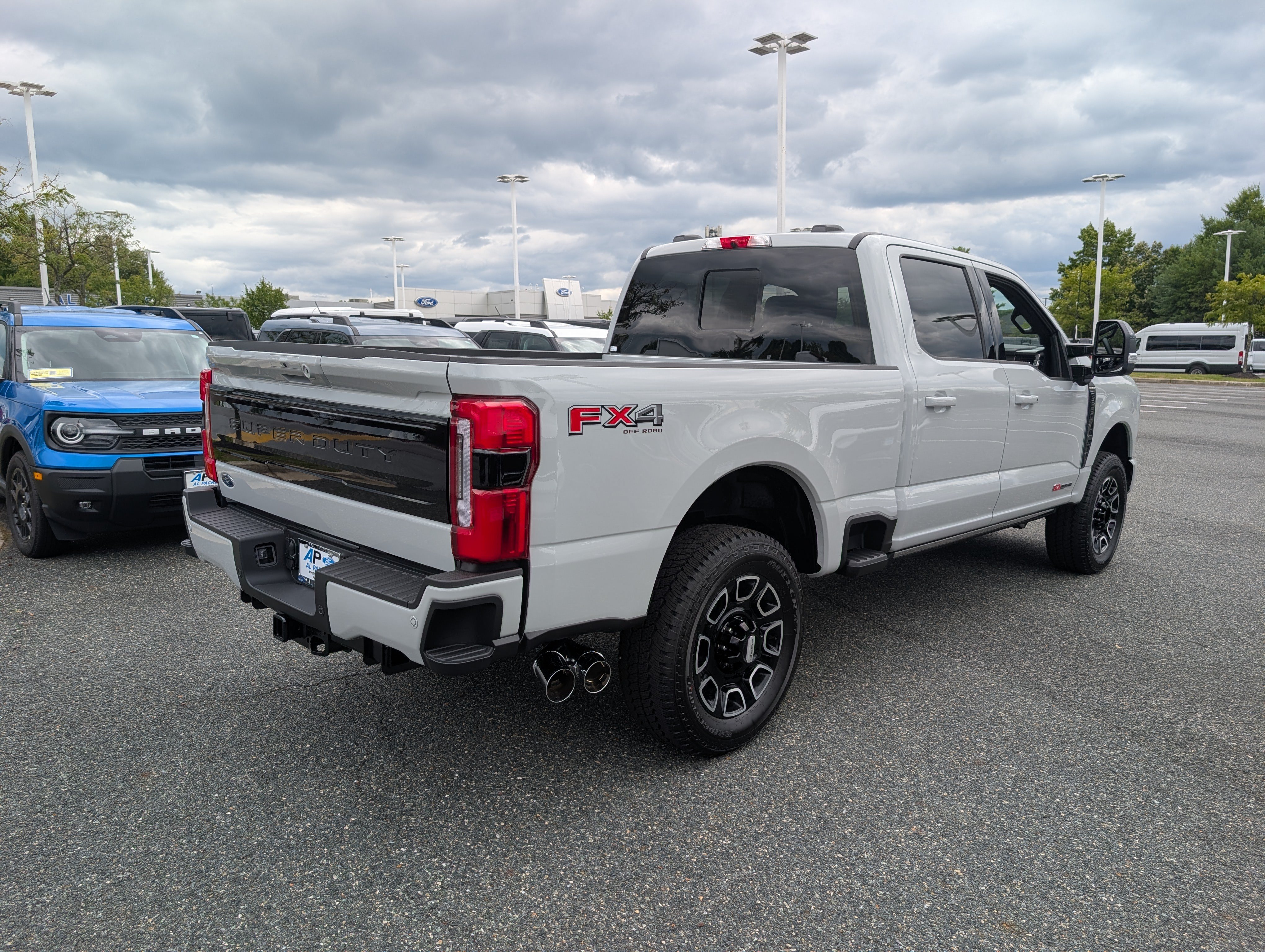 New 2026 Ford F250 Platinum AWD/4WD image 2