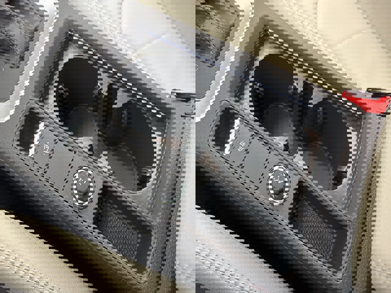 New 2025 Audi Q3 2.0T Premium Plus image 35