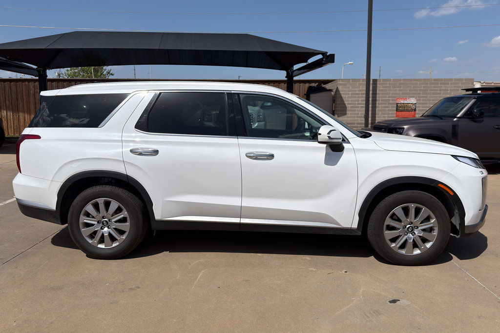 Used 2025 Hyundai Palisade SEL FWD image 4