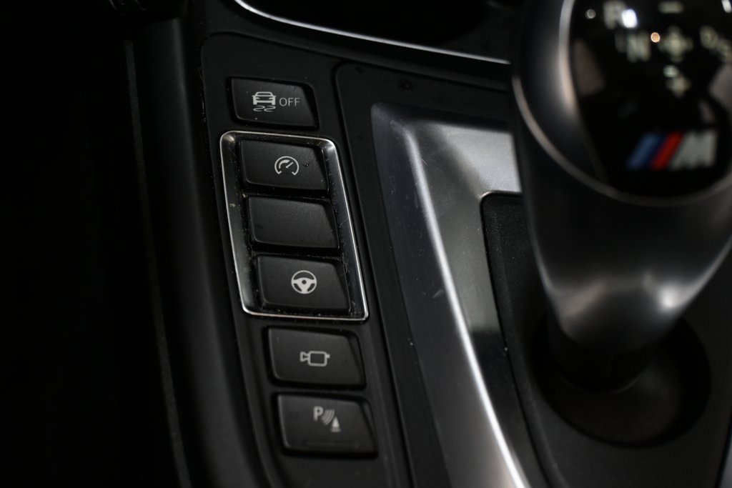 Used 2016 BMW M3 image 32