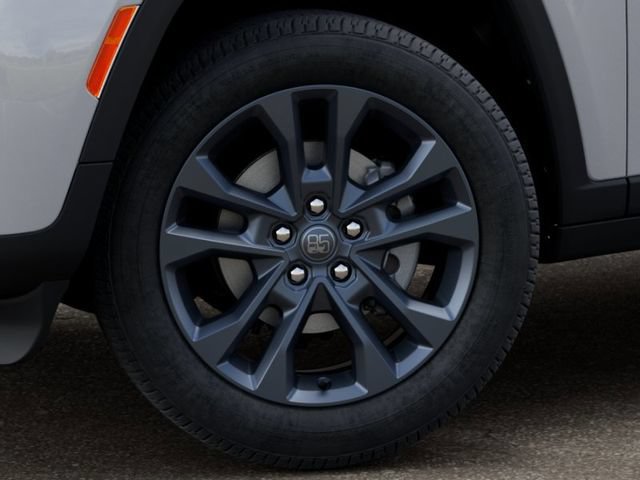 New 2026 Jeep Grand Cherokee L Limited AWD/4WD image 8