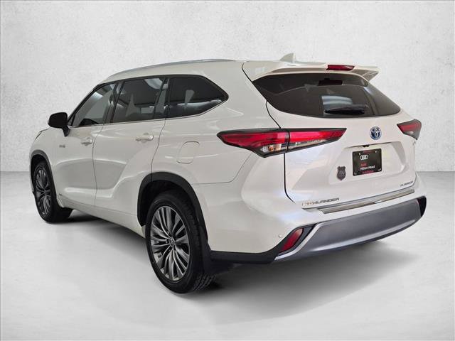 Used 2021 Toyota Highlander Platinum AWD/4WD image 8