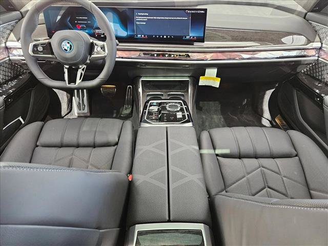 New 2026 BMW i7 xDrive60 w/ Executive Package AWD/4WD image 15