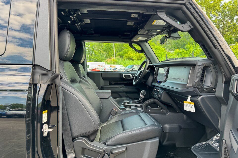 New 2026 Ford Bronco Badlands AWD/4WD image 16