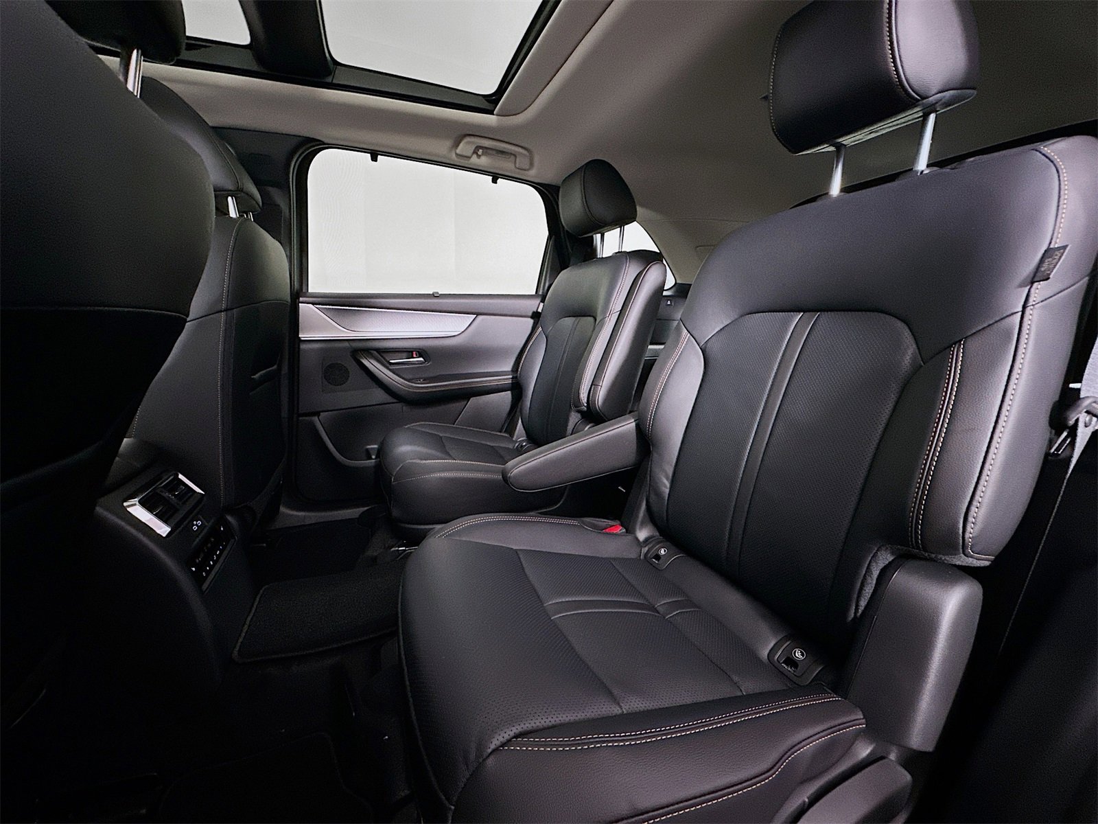 New 2026 MAZDA CX-90 Plug-In Hybrid w/Premium Sport image 26