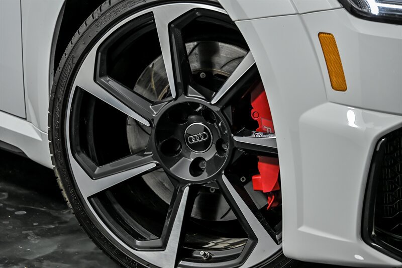 Used 2019 Audi TT RS AWD/4WD image 3