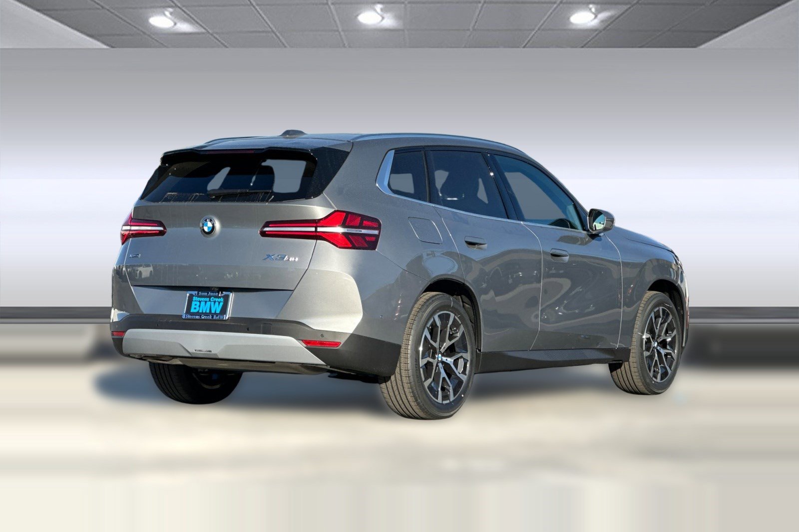 Used 2026 BMW X3 xDrive30i w/ Premium Package AWD/4WD image 9