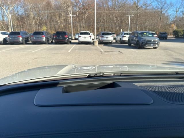 New 2026 Volkswagen Tiguan SE R-Line image 17