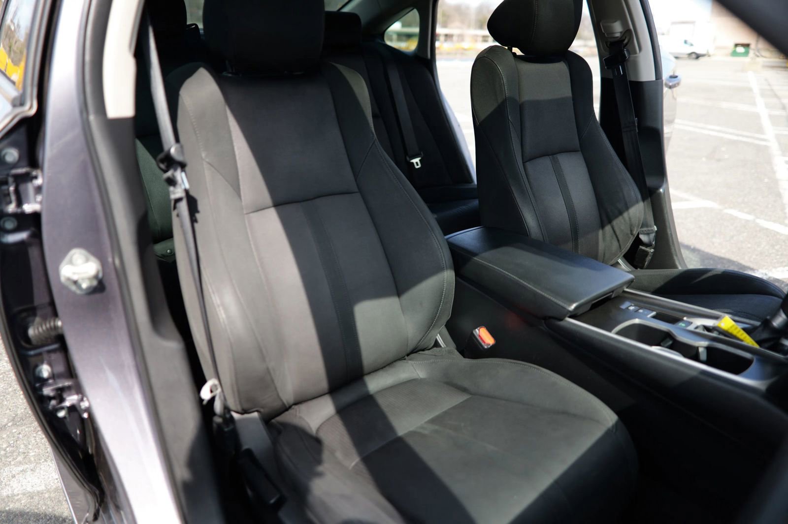 Used 2019 Honda Accord EX image 22