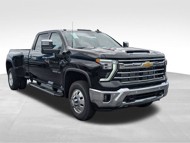 New 2026 Chevrolet Silverado 3500 LTZ w/ LTZ Plus Package
