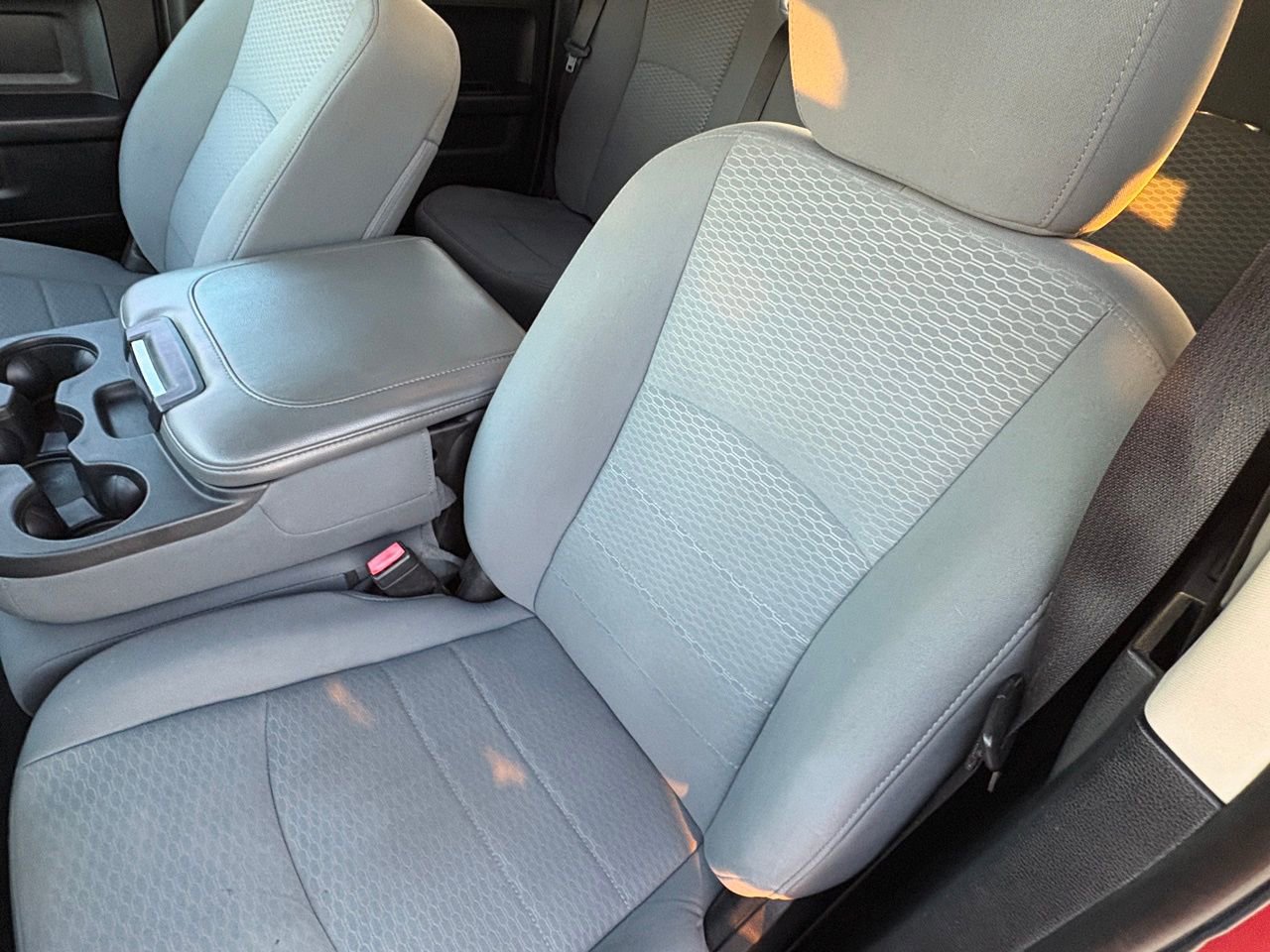 Used 2013 RAM 1500 Express image 30