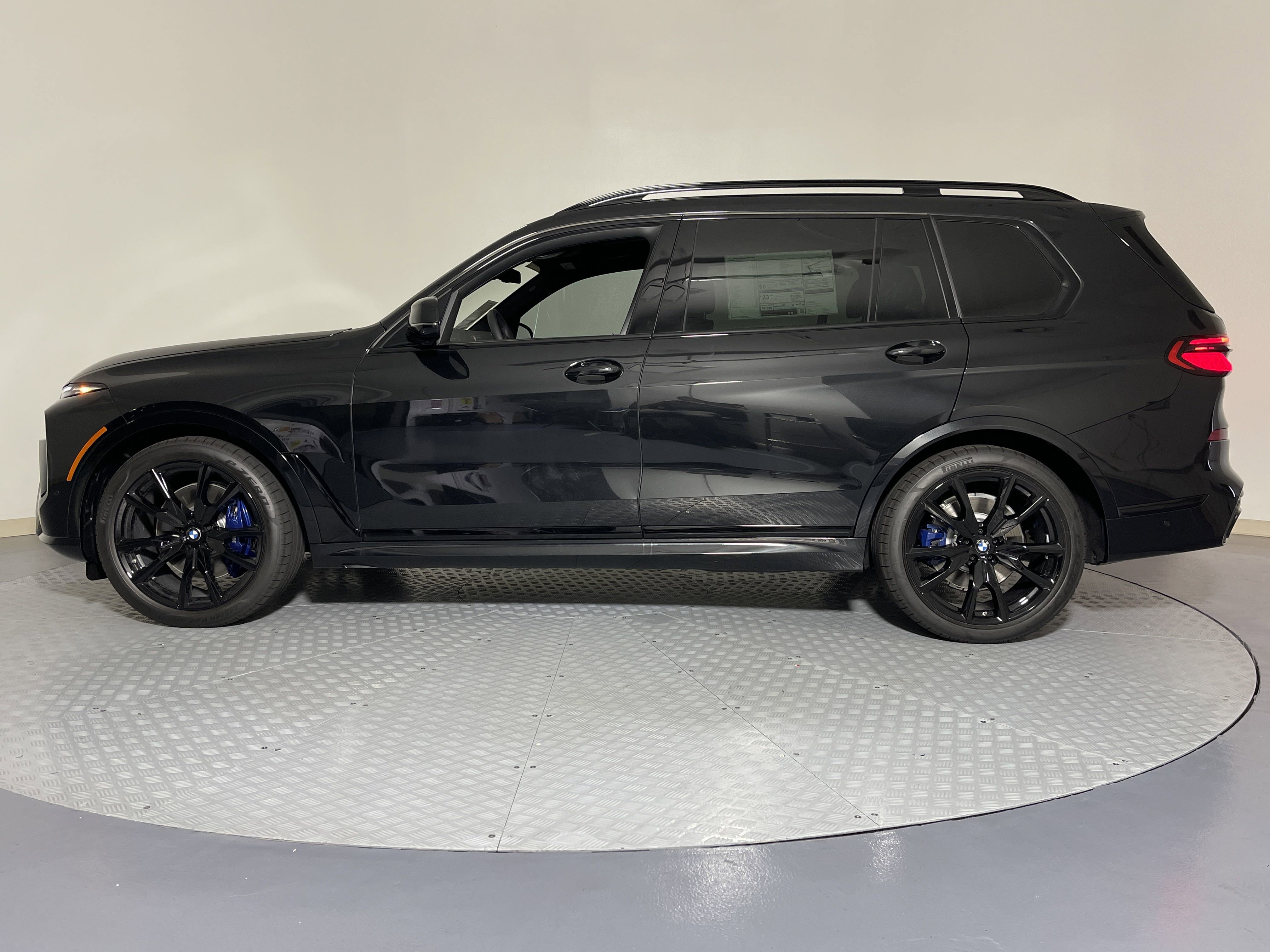 New 2026 BMW X7 xDrive40i w/ M Sport Package image 4