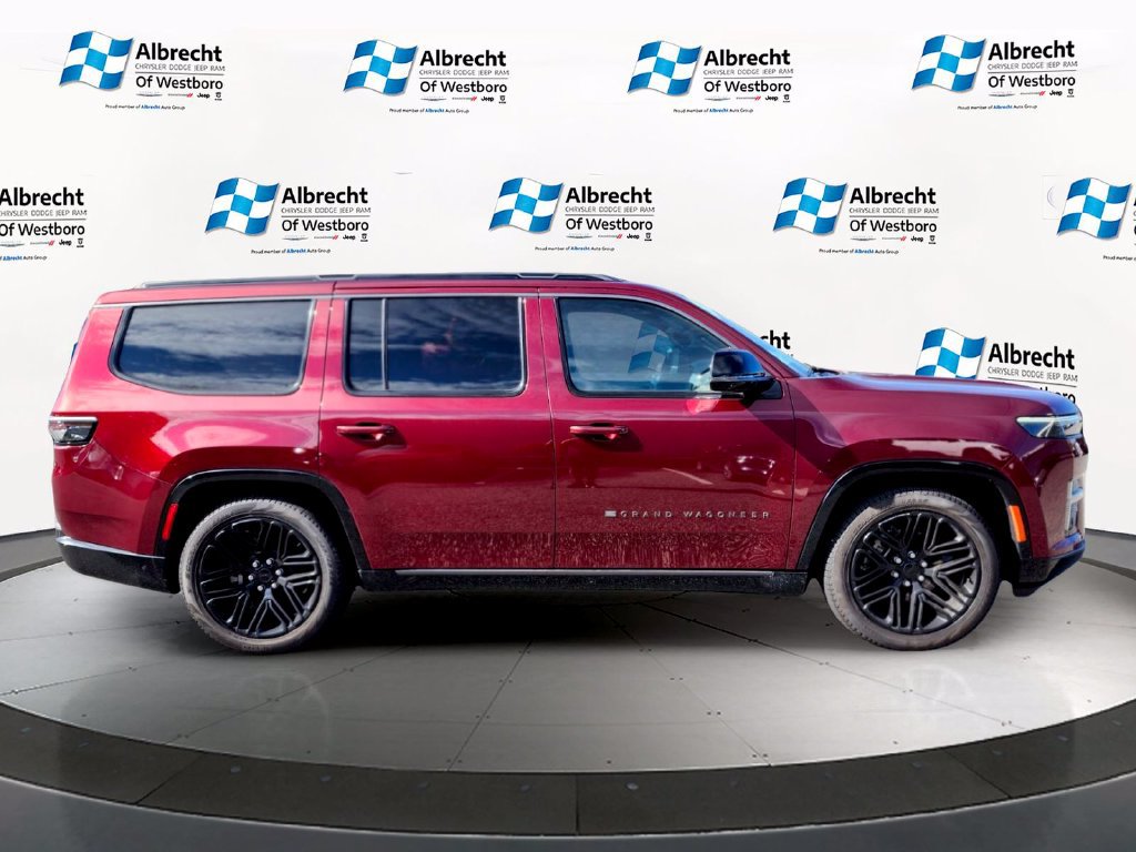Used 2026 Jeep Grand Wagoneer Limited AWD/4WD image 6