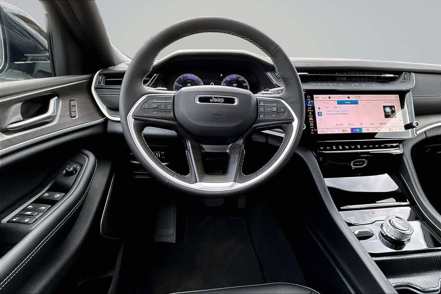 New 2026 Jeep Grand Cherokee L Limited AWD/4WD image 15