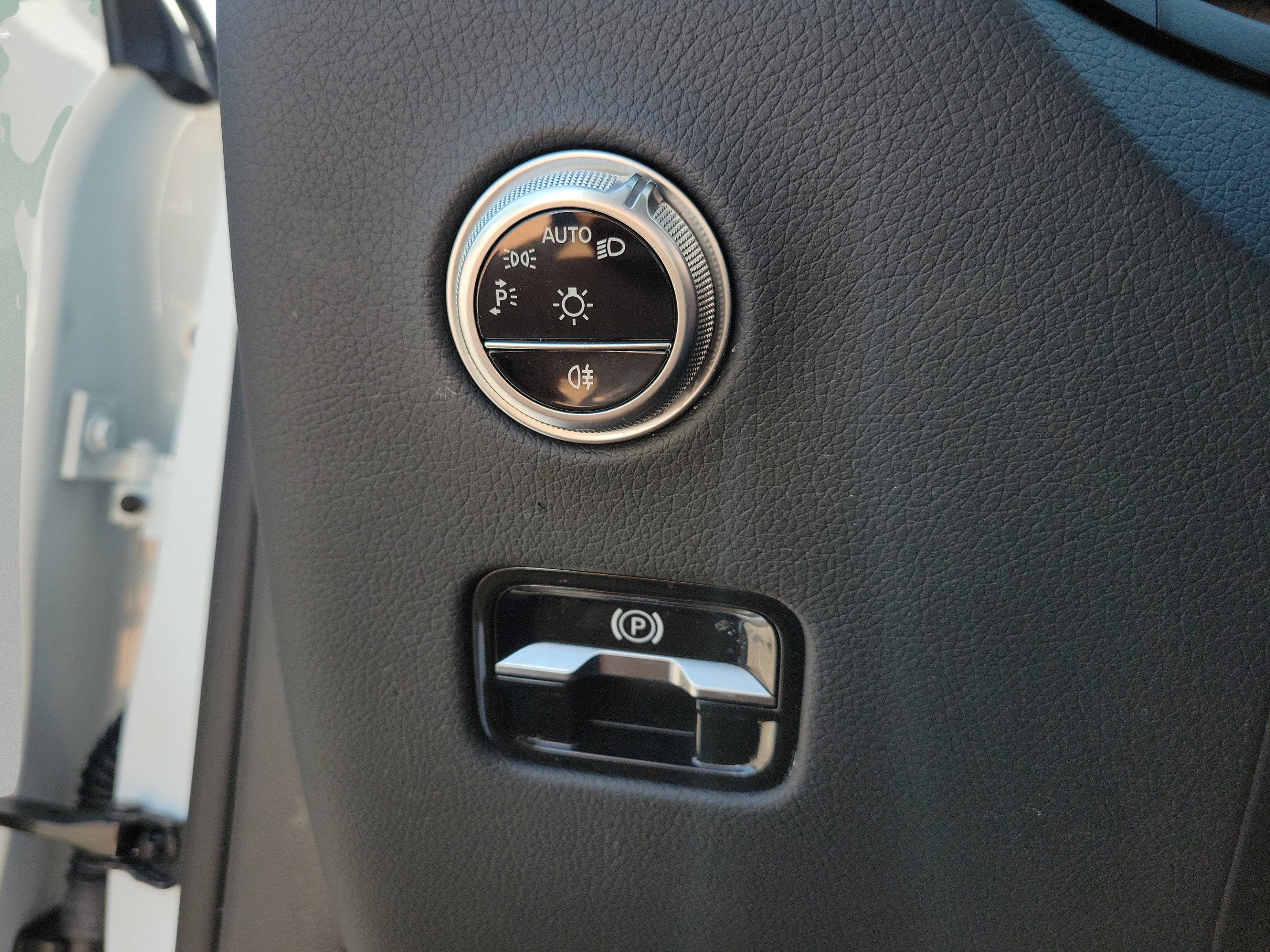 Certified 2024 Mercedes-Benz GLC 300 4MATIC image 20