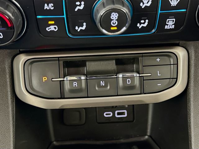 Used 2022 GMC Acadia Denali w/ Denali Technology Package image 17