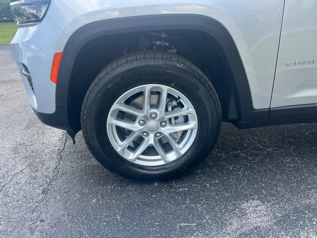 New 2026 Jeep Grand Cherokee Laredo X AWD/4WD image 5