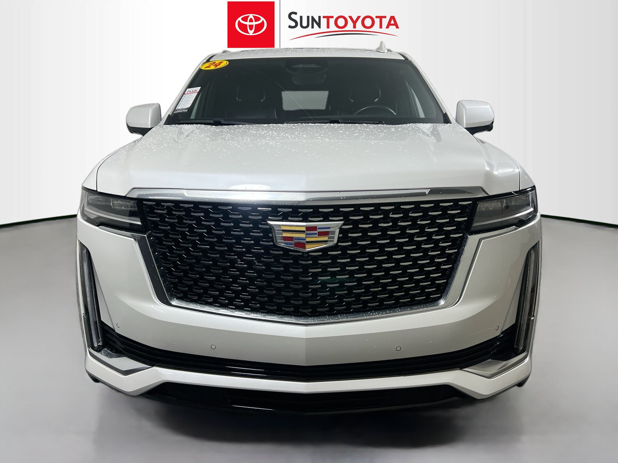 Used 2024 Cadillac Escalade Premium Luxury w/ Performance Package AWD/4WD image 10