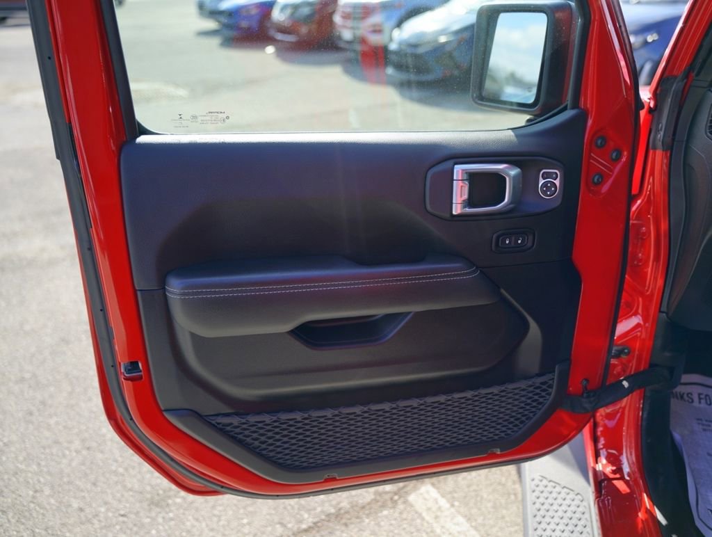 Used 2021 Jeep Gladiator Overland w/ Popular Equipment Package image 18