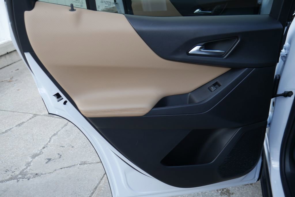 New 2026 Chevrolet Equinox ACTIV image 32