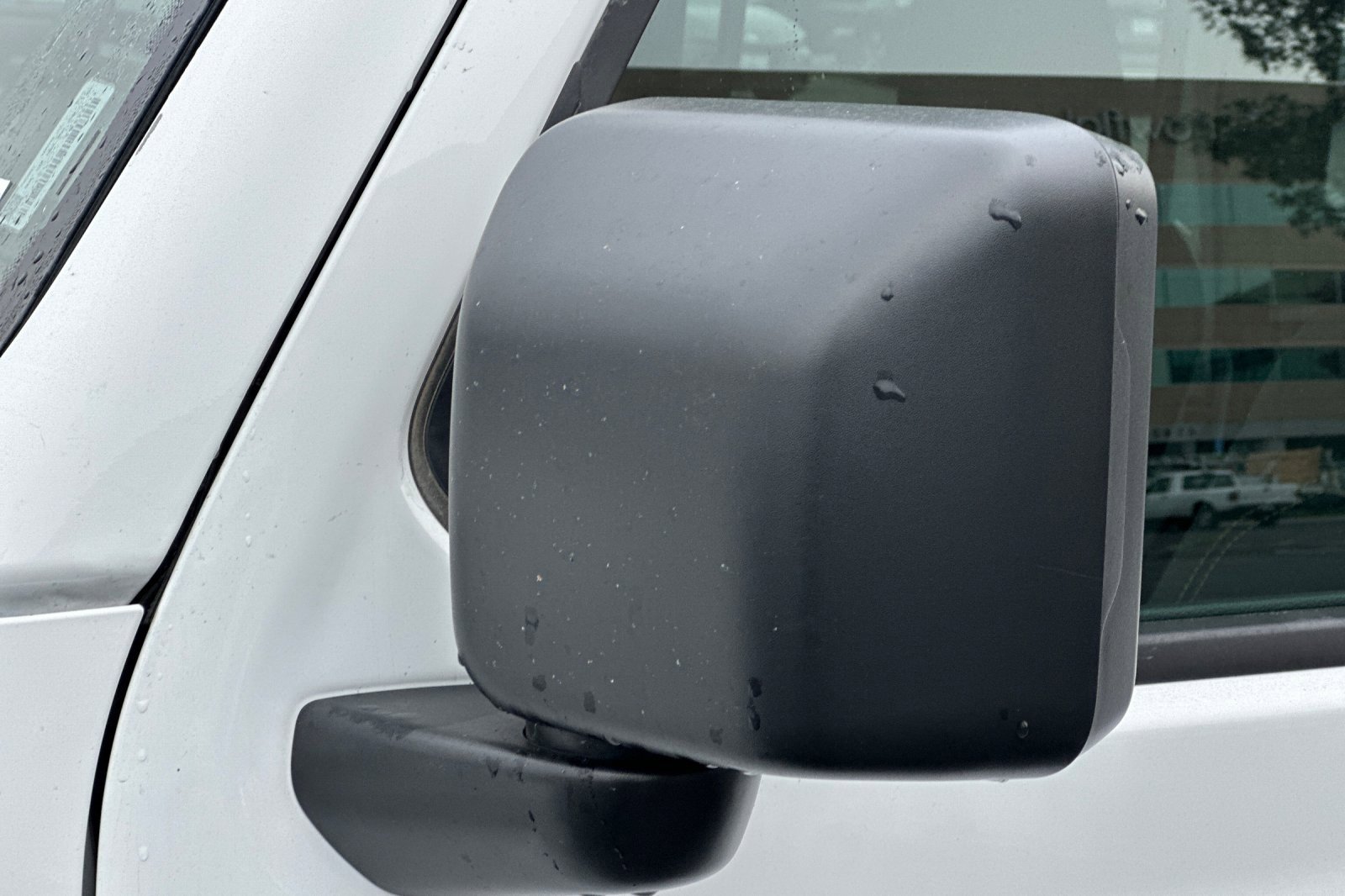 Used 2025 Jeep Wrangler Sahara image 52