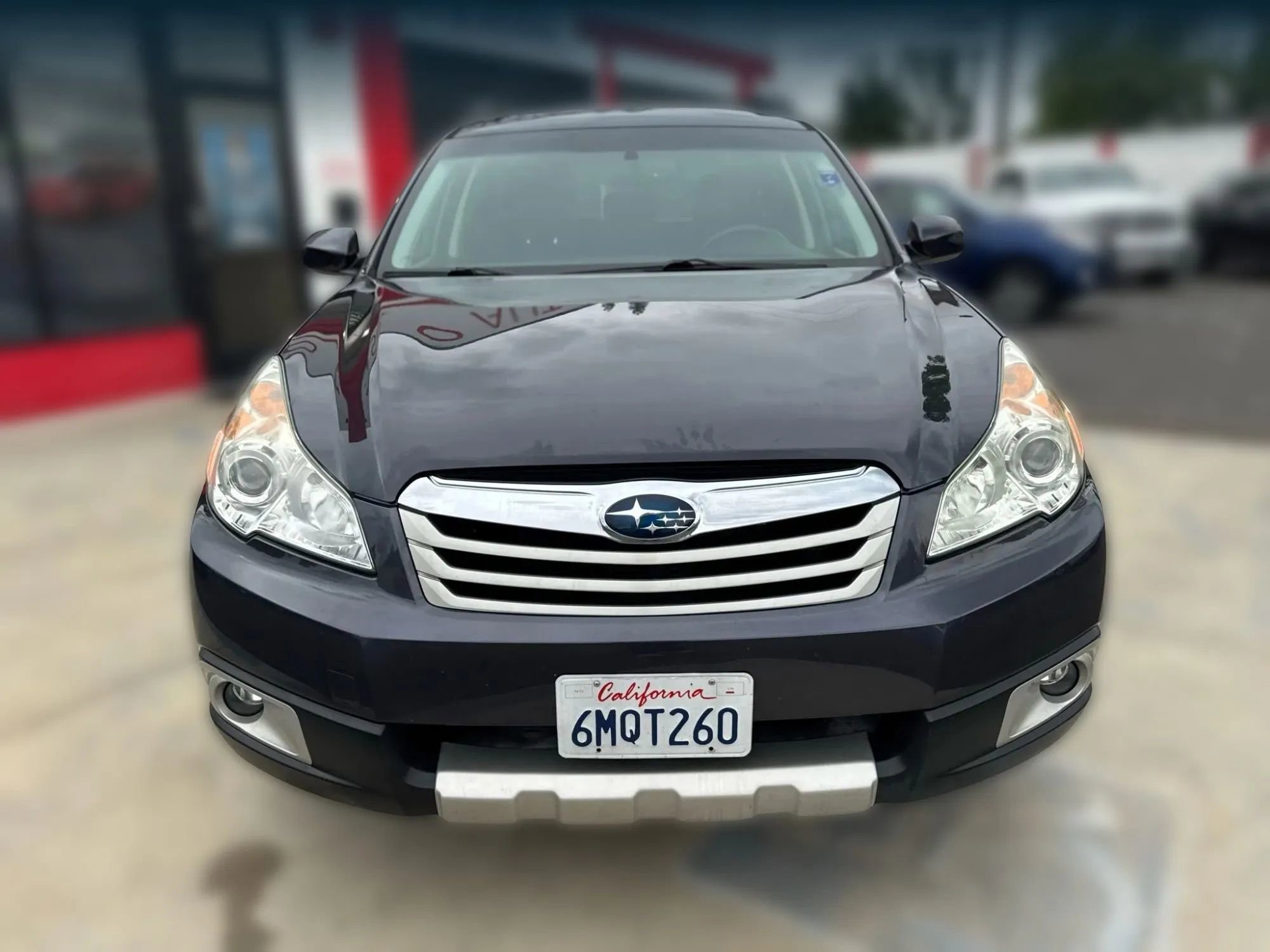 Used 2010 Subaru Outback 2.5i Limited image 8